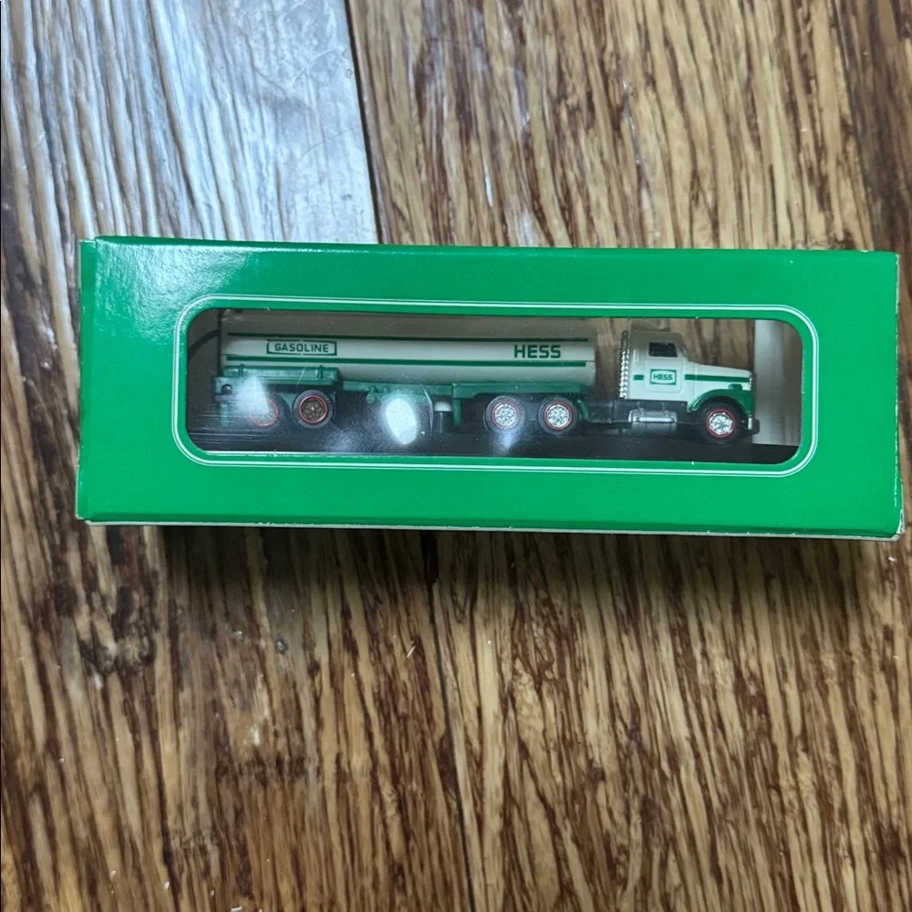Vintage 1998 Hess Miniature Tanker Truck collectible toy new in box